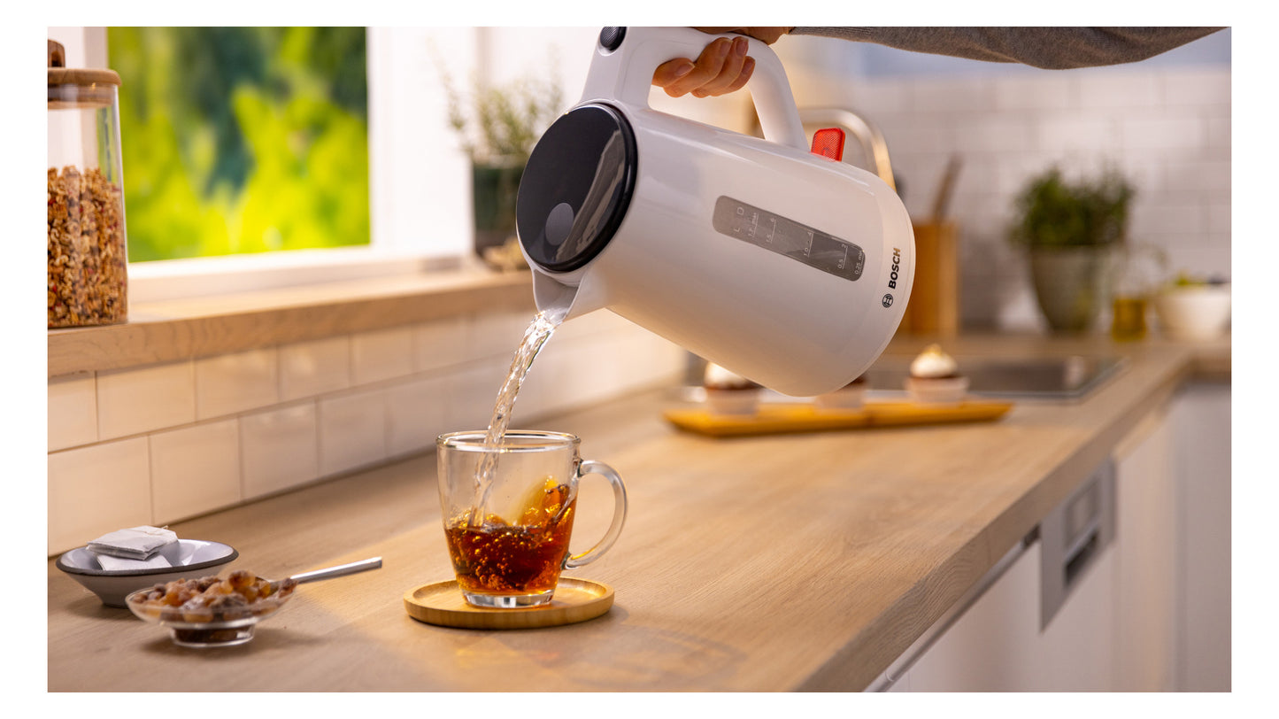 BOSCH 1,7 L Wasserkocher MyMoment TWK1M121 weiß